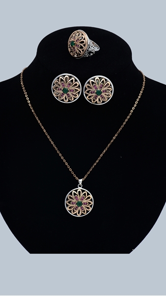 Picture of Beautiful Shaped Multi-Tone Plated Floral 3 Pieces Jewelry Sets