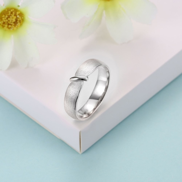 Picture of Simple And Elegant Platinum Plated Fashion Rings