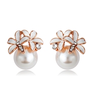 Picture of Artificial Pearl Zinc Alloy Stud Earrings with Member Discount