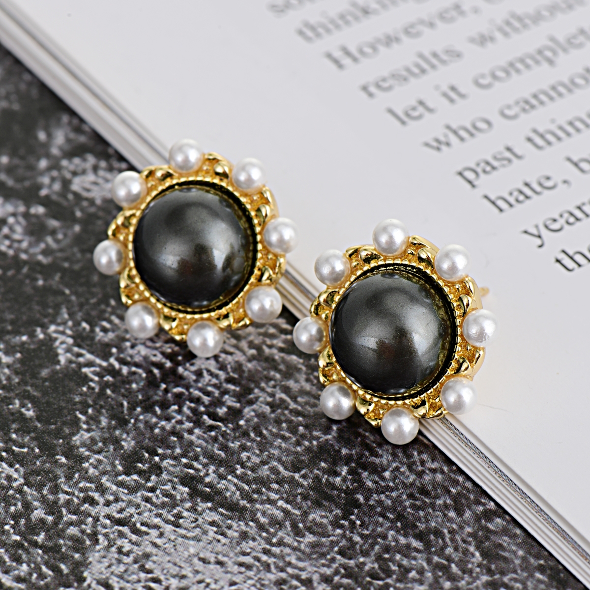 Wholesale Gold Plated Black Stud Earrings at Great Low Price