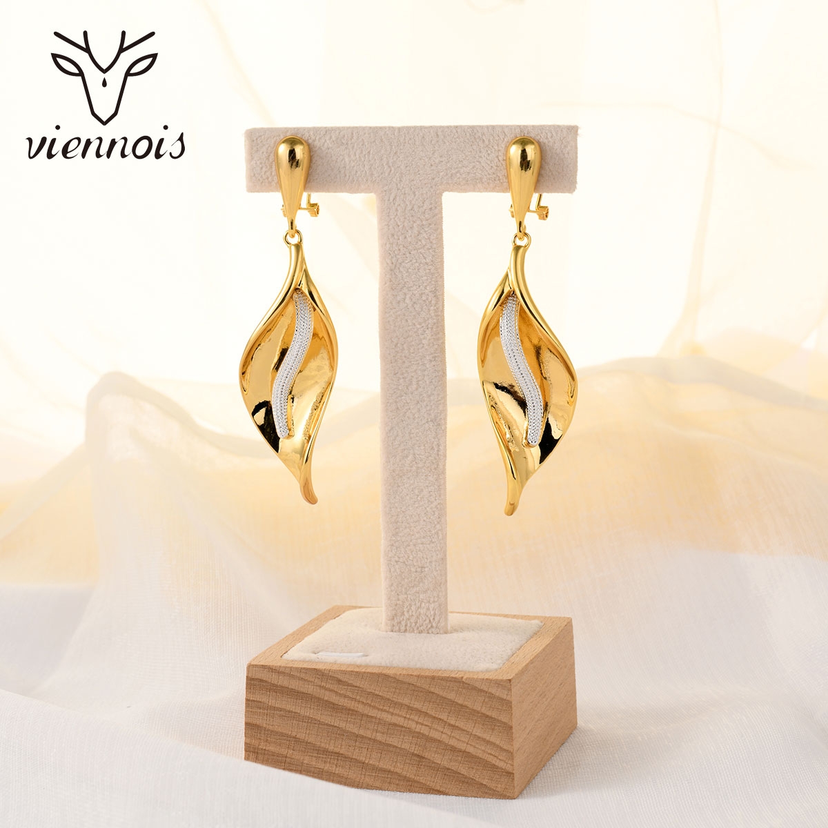 Beautiful Medium Zinc Alloy Dangle Earrings