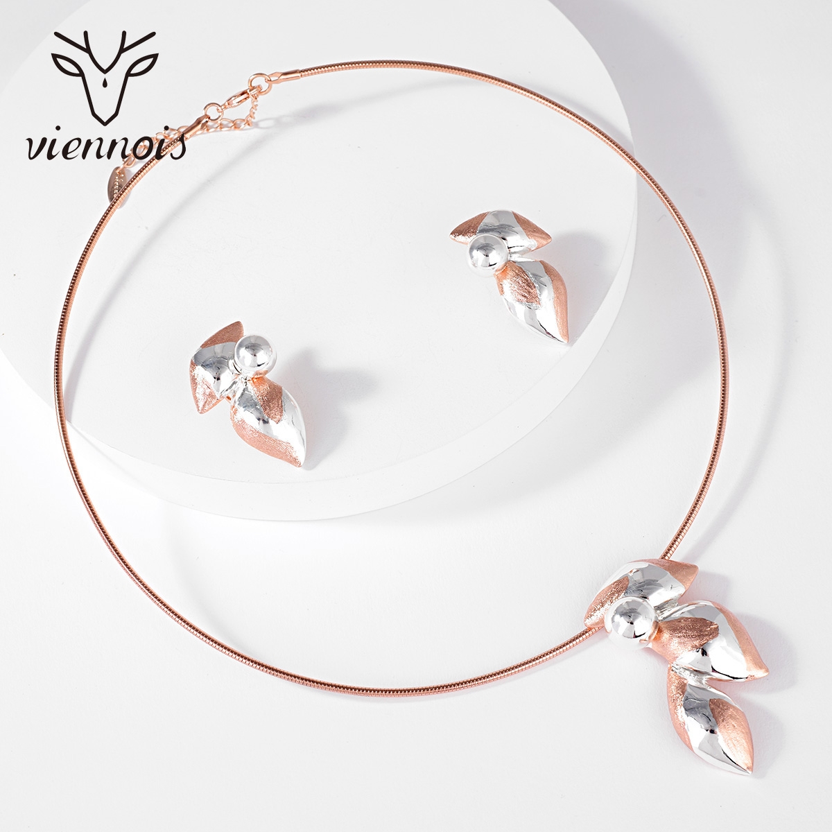 Zinc Alloy Gold Plated 2 Piece Jewelry Set with Unbeatable Quality