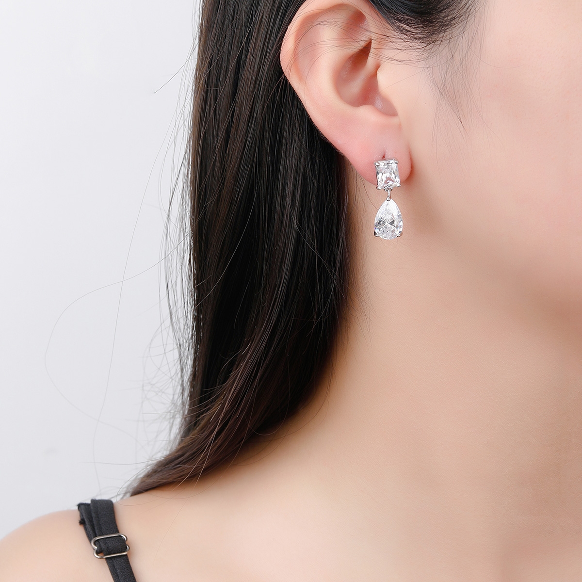 Bling Medium Luxury Dangle Earrings