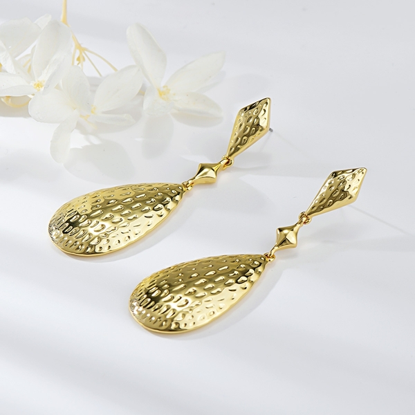 Picture of Purchase Gold Plated Zinc Alloy Drop & Dangle Earrings with Wow Elements