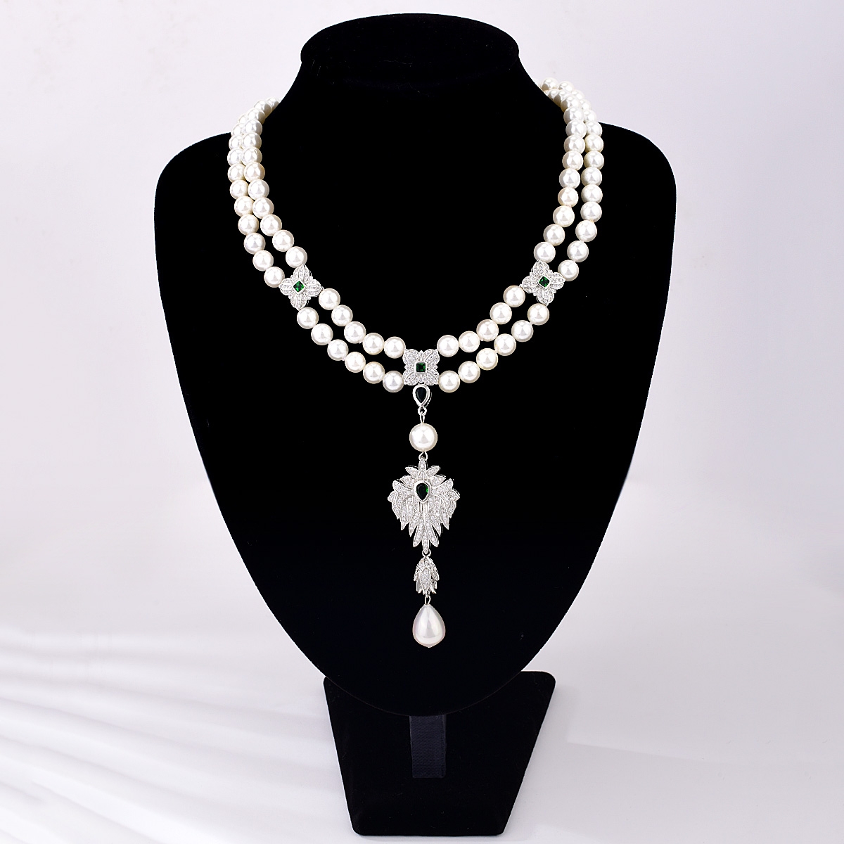 Fashion Artificial Pearl Copper or Brass Long Chain Necklace