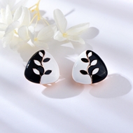 Picture of Hypoallergenic Rose Gold Plated Enamel Stud Earrings from Certified Factory