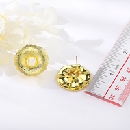 Picture of Attractive Gold Plated Zinc Alloy Stud Earrings For Your Occasions
