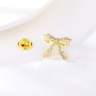 Picture of Buy Gold Plated White Brooche Factory Direct Supply
