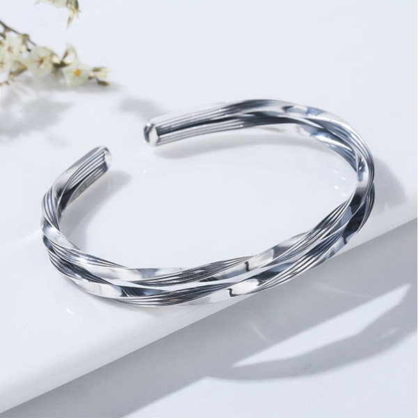 Picture of Small 999 Sterling Silver Fashion Bangle with Speedy Delivery