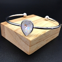 Show details for Zinc Alloy White Fashion Bangle with Unbeatable Quality
