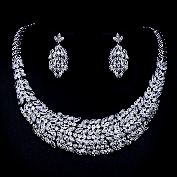 Picture of Irresistible White Big 2 Piece Jewelry Set As a Gift