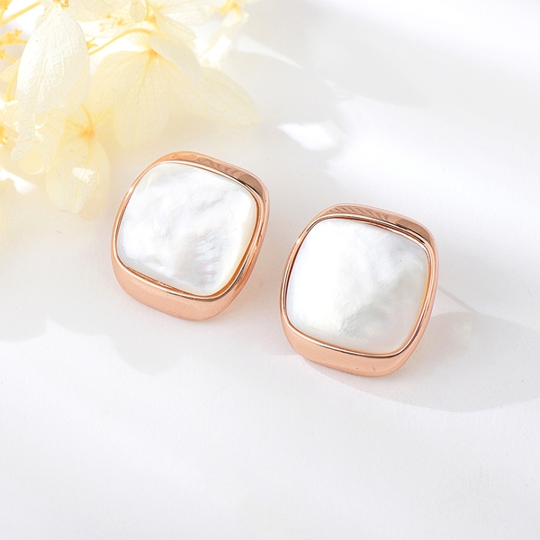 Picture of New Season White Rose Gold Plated Stud Earrings with SGS/ISO Certification