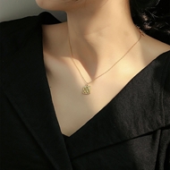 Picture of Nickel Free Gold Plated White Pendant Necklace with Easy Return