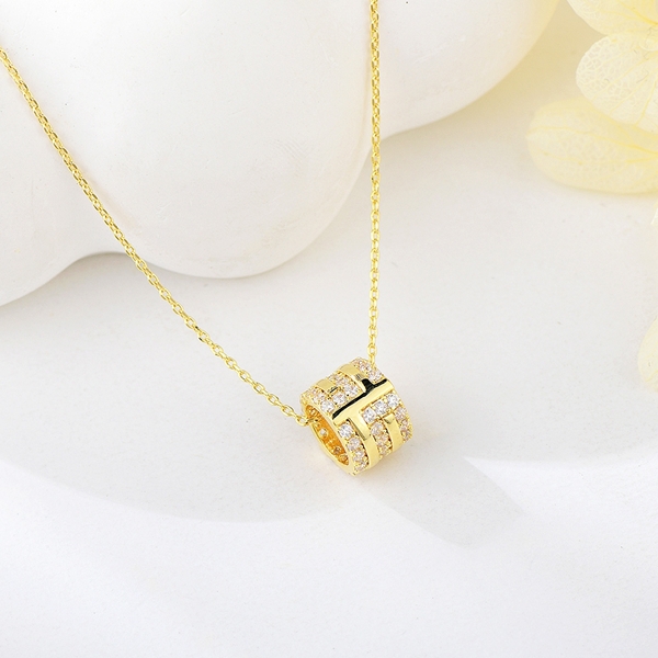 Picture of Bulk Gold Plated Cubic Zirconia Pendant Necklace with Fast Delivery