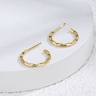 Picture of Charming Gold Plated Small Stud Earrings As a Gift