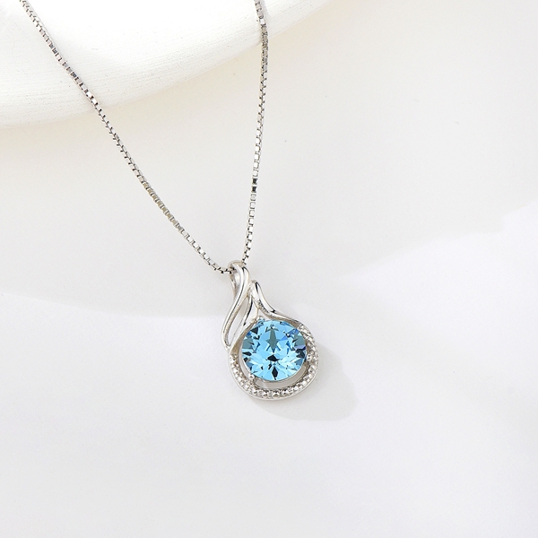 Picture of Irresistible Platinum Plated Swarovski Element Pendant Necklace As a Gift
