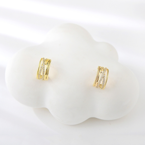 Picture of Amazing Small Delicate Stud Earrings