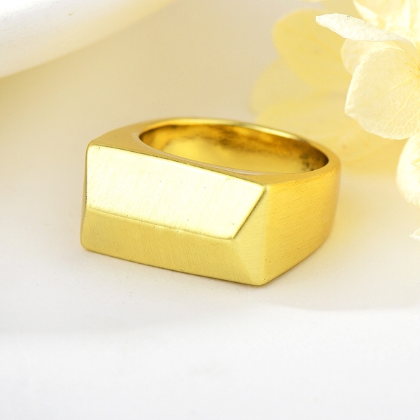 Picture of Fashion Big Gold Plated Fashion Ring
