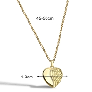 Picture of Stylish Small Gold Plated Pendant Necklace