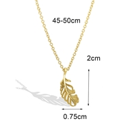 Picture of Delicate Leaf Pendant Necklace in Exclusive Design