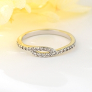 Picture of Sparkly Small Cubic Zirconia Fashion Ring
