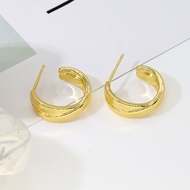 Picture of Delicate Gold Plated Big Hoop Earrings with Fast Delivery