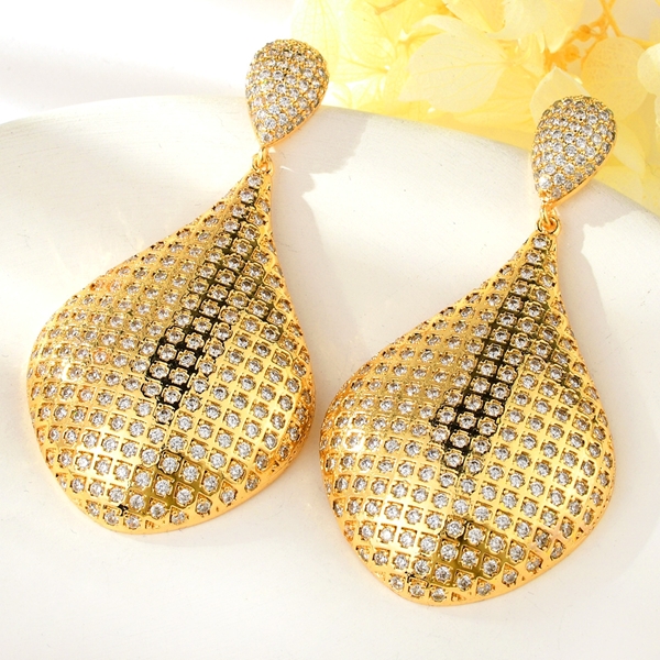 Picture of Trendy Gold Plated Cubic Zirconia Dangle Earrings with Low MOQ