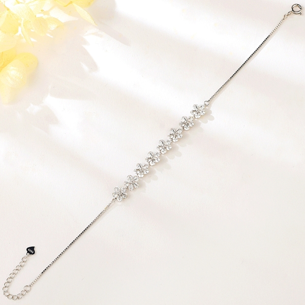 Picture of Irresistible Platinum Plated Cubic Zirconia Fashion Bracelet As a Gift