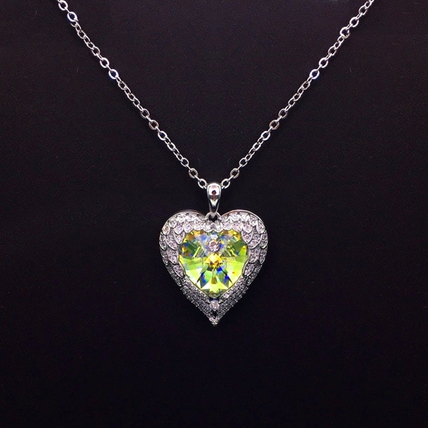 Picture of Brand New Green Love & Heart Pendant Necklace
