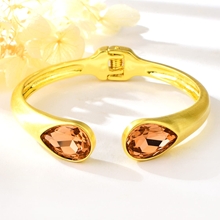 Show details for Inexpensive Zinc Alloy Irregular Fashion Bracelet from Reliable Manufacturer